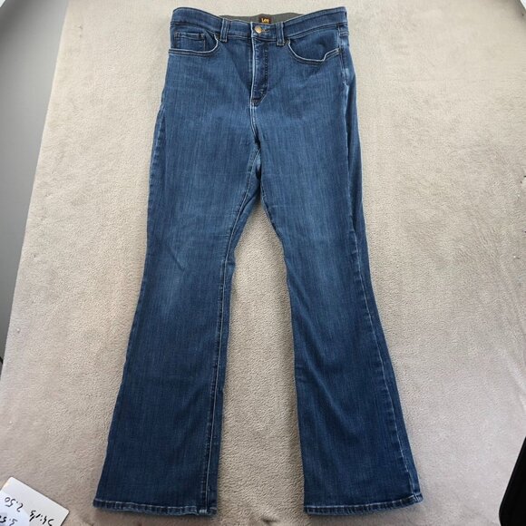 Lee Womens Jeans Size 14 Medium Wash Bootcut Leg Blue Denim Classic Casual - Picture 11 of 12